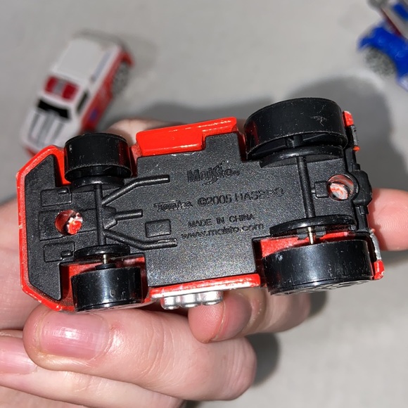 Lot of 3 Tonka Emergency Vehicles Fire Truck Tow Truck & Ambulance - Picture 8 of 11